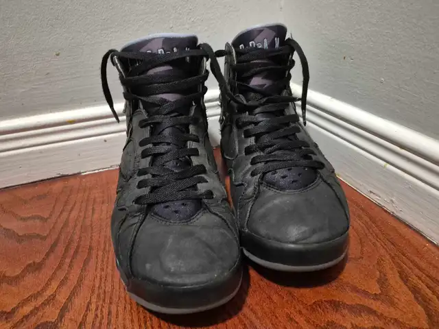 Air Jordan 7 Retro - Black in Men's Shoes in Mississauga / Peel Region - Image 4
