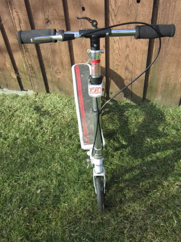 X580 Space Scooter in Kids in St. Albert - Image 5