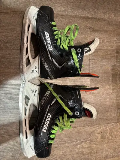 Size 4.0 D Hockey Skates - Bauer Vapor Select, View more