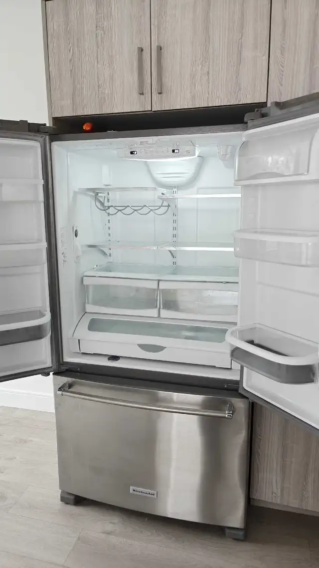 KitchenAid French Door Refrigerator in Refrigerators in Dartmouth - Image 3