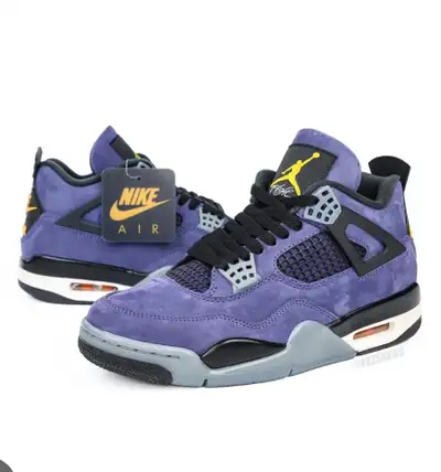 Jordan 4 Lakers size 10, View more