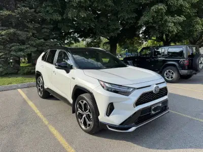 Toyota RAV4 Prime XSE AWD, Plug-in Hybrid for sale Color: Wind Chill Pearl with Black Roof Features:...