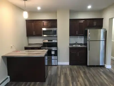 WE HAVE A RECENTLY RENOVATED SECOND FLOOR ONE BEDROOM UNIT AVAILABLE FOR FEBRUARY 1ST. BUILDING IS L...