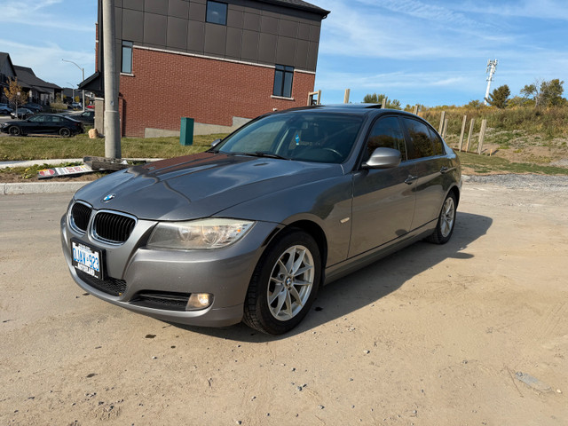 2011 bmw 323i  in Cars & Trucks in Ottawa