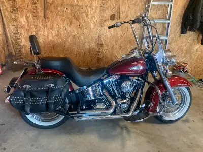 Fresh safety. Very clean bike. It has a new Harley Sundowner seat. Also comes with better looking or...