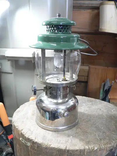 plusieurs articles antique a différent prix, View more