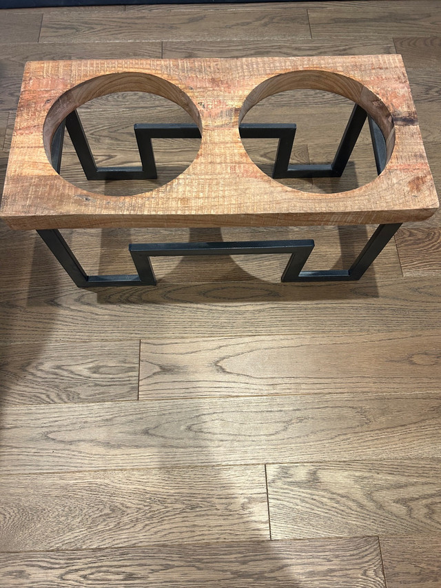 Solid wood elevated dog bowl with iron stand in Accessories in Oshawa / Durham Region - Image 3