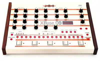 Drum Machine 909 Jomox  Xbase 09, View more