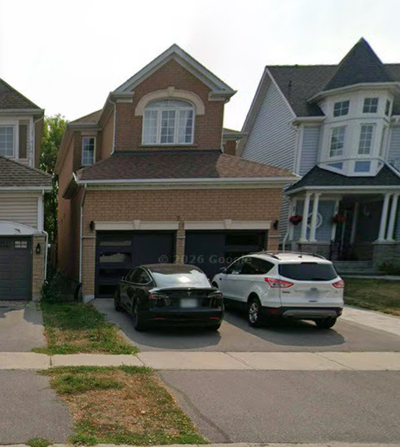 Super location in Port Union waterfront community. Walk to Rouge Hill GO station and walk to 24 hour...