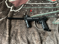TIPPMANN 98 CUSTOM paintball gun