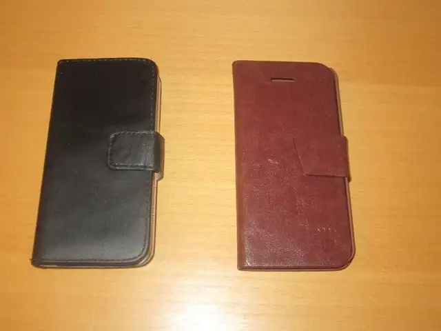 Iphone 5 Series Wallet Case with Credit Card Slots ($10.00 Each) in Cell Phone Accessories in Markham / York Region - Image 2