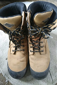 Steel toe construction work safety boots, p/up or meet