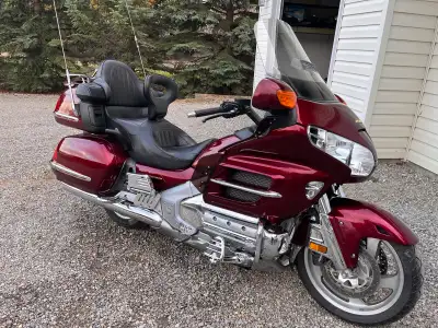 Honda Goldwing gl1800 ABS. Well taken care of. Garage kept. Recent services done: oil and filter, ra...