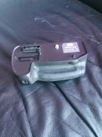 Battery grip for nikon d7100 