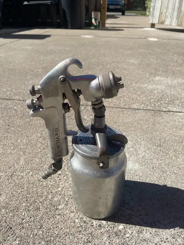 PAINT-SPRAY in Power Tools in Windsor Region - Image 2