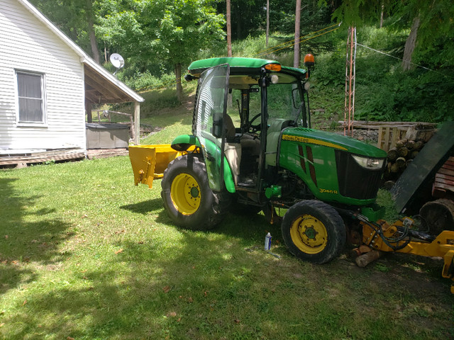 3 point hitch 5' hydraulic sander/salter in Snowblowers in Grand Bend - Image 4
