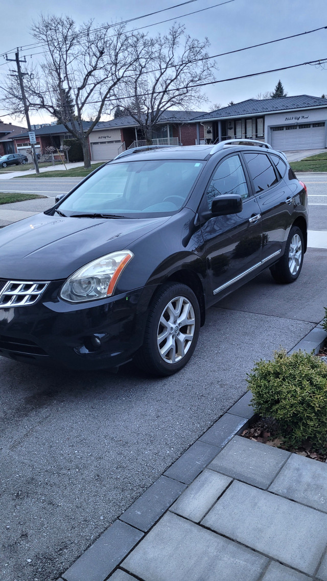 Nissan Rogue SV 2013 for sale in Cars & Trucks in Mississauga / Peel Region