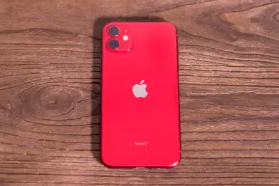 Apple iPhone 11 256GB (PRODUCT) RED Unlocked A2111 Mint 73% Batt, View more