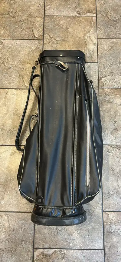 Vintage golf bag , View more
