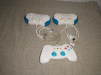 N Wii controllers 
