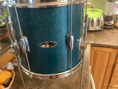 13 inch Cornet     (MIJ)Marching Tom converted into floor tom, View more