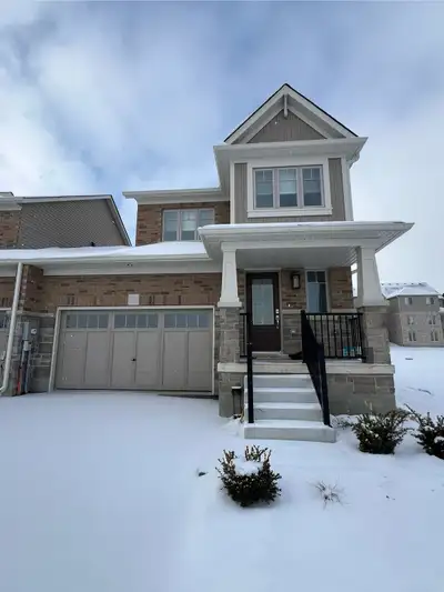Markdale - Brand New 3-Bedroom Townhouse