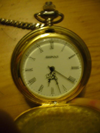 MONTRE DE POCHE DORÉE QUARTZ DE MARQUE SHIVAS, View more