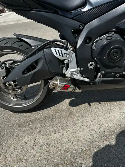 Dont have time to ride anymore. Clean bike well maintained has 26***km. As of last season, New exhau...