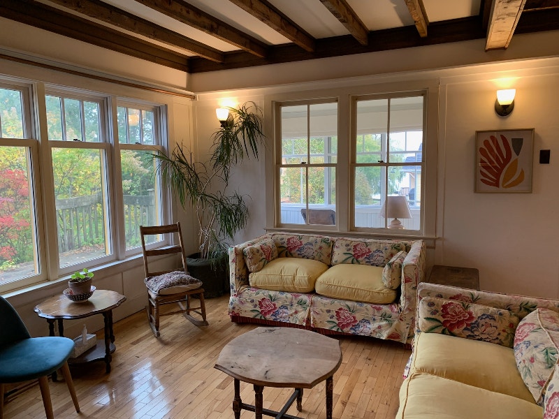 Kingsport Cottage Rental Charming, Comfortable & Ocean Views Short