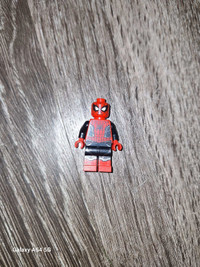 Official Lego Marvel Spiderman red and black suit