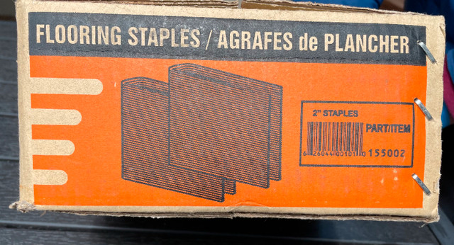 2 Flooring Staples (1755 unités)—Agrafes de Plancher 2 pouces dans Planchers et murs  à Ville de Montréal - Image 3