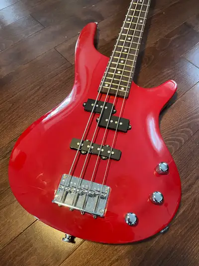 Washburn Bass Guitar, View more