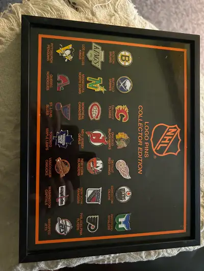 21 NHL pins, View more