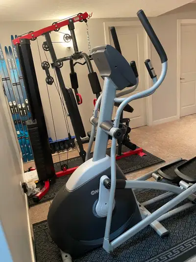 Horizon EX59 Elliptical Machine/Trainer, Perfect Condition. Professional fittness gear moving provid...