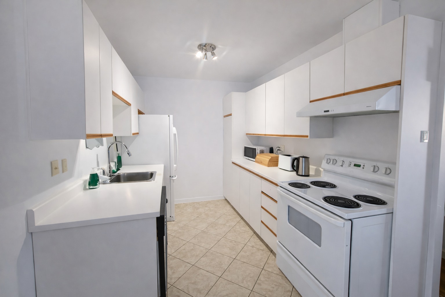 Beau 4 1/2 situé à Lévis, disponible début septembre — photo 3