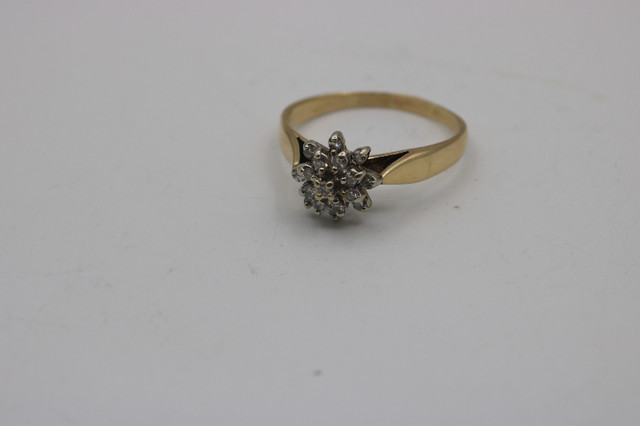 Size 10 1/2 14k yellow and white gold cluster ring (#4735) in Other in City of Halifax - Image 2