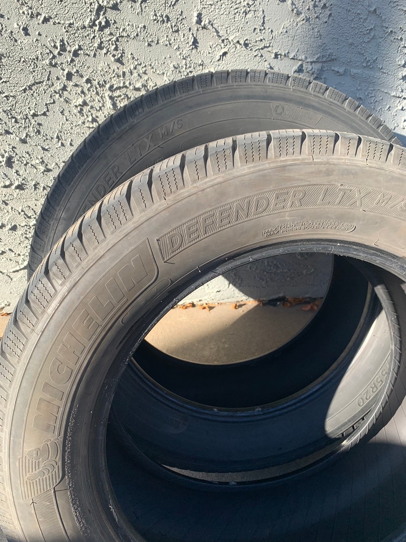 Michelin Defender LTX M/S 275/55/20 set of 4 Tires & Rims