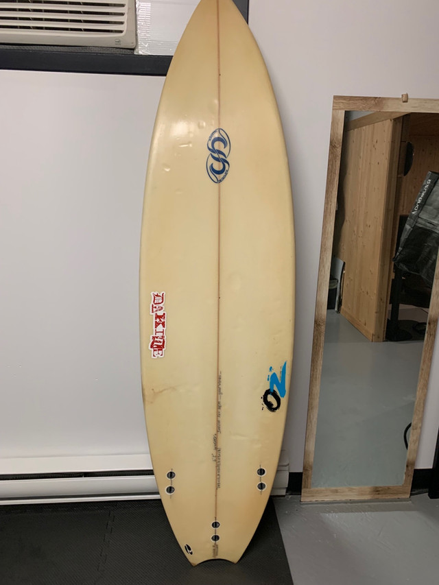 Planche de surf hawaii dans Sports nautiques  à Ville de Québec - Image 2