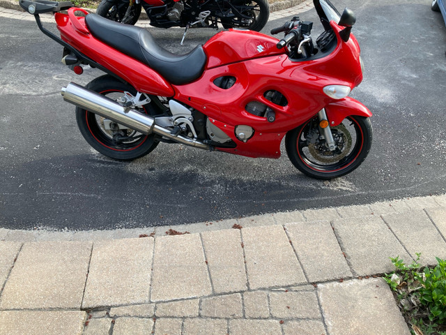 Suzuki Katana 2006 à vendre(négociable) dans Routières sportives  à Laval/Rive Nord - Image 3