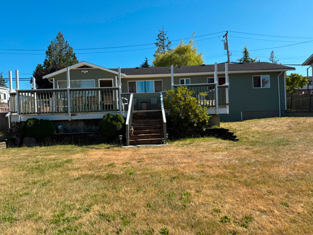195 Moss Avenue Parksville House for Sale by owner in Houses for Sale in Parksville / Qualicum Beach - Image 2