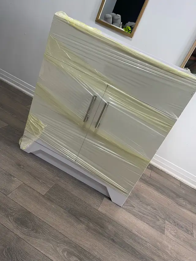 vanity bottom in Bathwares in Oakville / Halton Region - Image 3