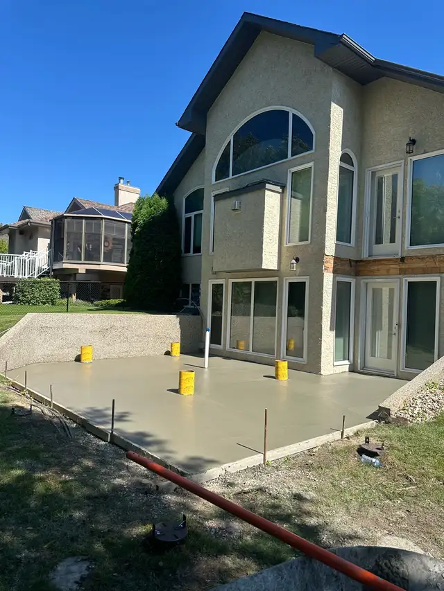 Overland Concrete  LTD 780-984-7715 in Interlock, Paving & Driveways in Edmonton - Image 5