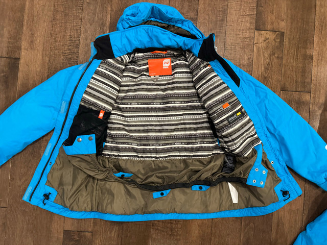 Set for sale: Women Orage Ski Snowboard Jacket XS and Pant S in Women's - Tops & Outerwear in Markham / York Region