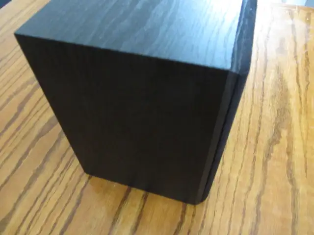 Paradigm Bookshelf Speakers Model ATOM 50 Watts Set Of 2 in Speakers in Oakville / Halton Region - Image 6