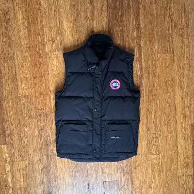 Canada Goose Freestyle Vest - Size S, View more