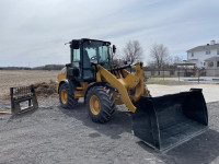 Cat wheel loaders available for summer rentals 