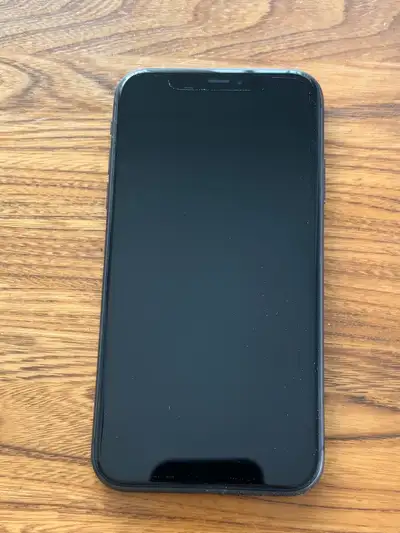 iPhone 11, 64G (1 de 2), View more