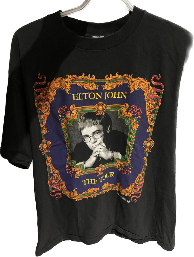 Elton John Vintage 92 Tour T Shirt Gianni Versace Made in USA in Arts & Collectibles in Markham / York Region - Image 2