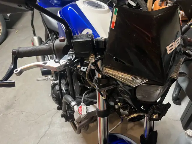 2016 yamahaR3 in Sport Bikes in Edmonton - Image 5