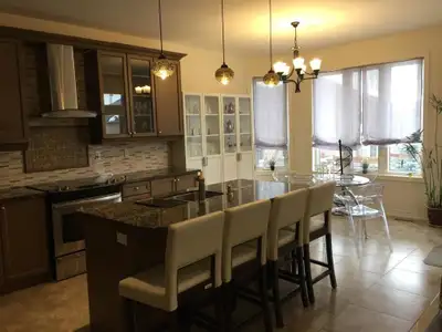 Whole house 4 bdr+4 bath. for short term rent only. Maj.Makenzie